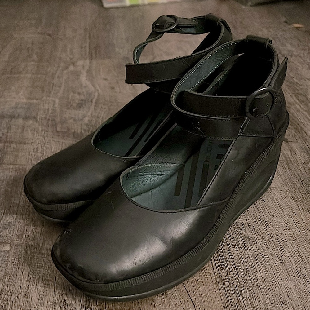 Fly London Black Mary Jane Cross Ankle Strap Wedge Platform Heels